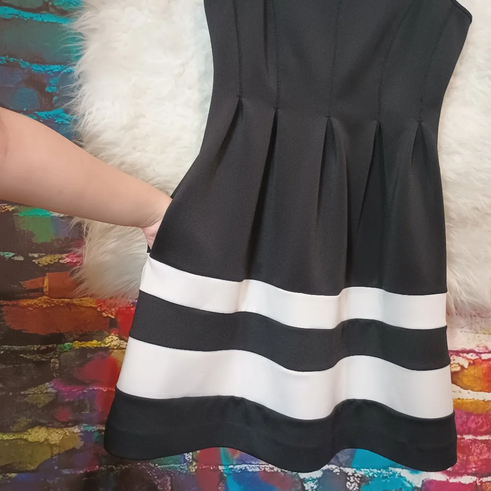 Apt.9 Black and White Striped Sleeveless A-line Dress Size M - Picture 5 of 8